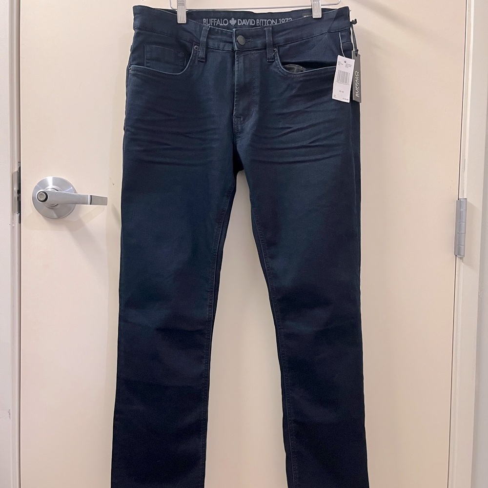 NWT David Britton 32/30 Slim Jeans